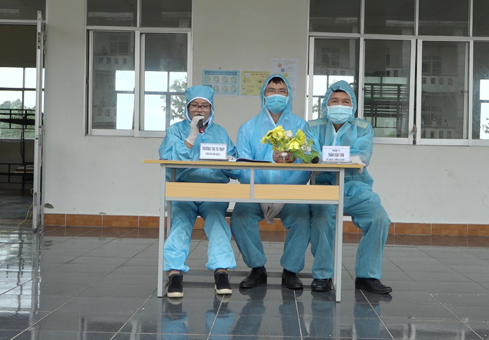 Chương trình phát thanh đặc biệt trong khu cách ly

